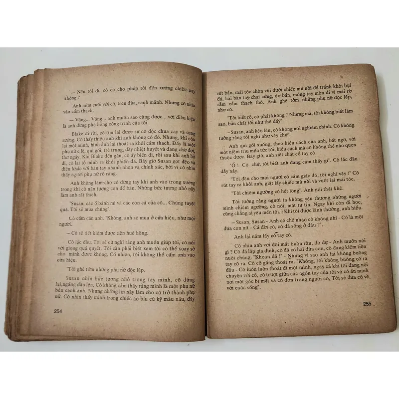 TRÁI TIM KIÊU HÃNH

Pearl Buck (Giải Nobel Văn chương năm 1938) 703880