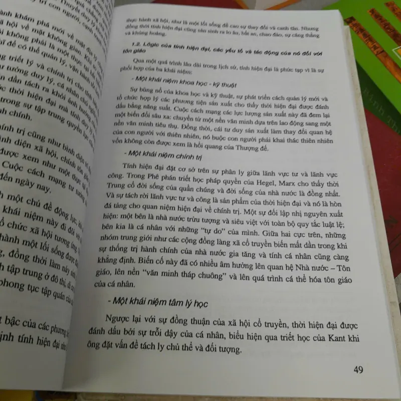 CHỦ NGHĨA HẬU HIỆN ĐẠI VÀ PHONG TRÀO TÔN GIÁO MỚI Ở VIỆT NAM VÀ THẾ GIỚI 783765