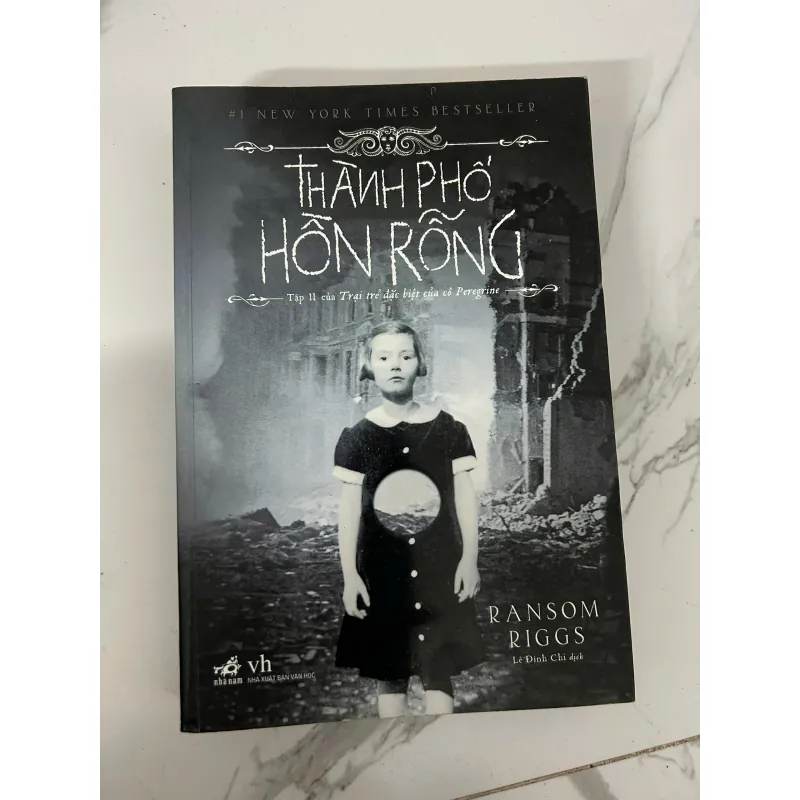 Thành phố hồn rỗng - Ransom Riggs 779980