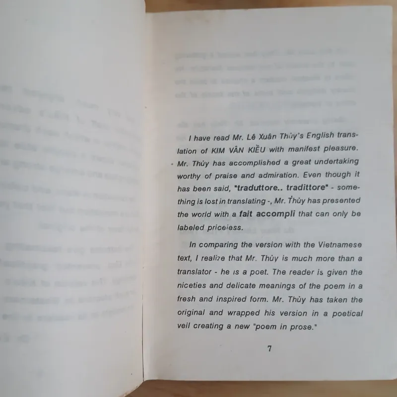 Nguyễn Du - Kim Vân Kiều (Lê Xuân Thủy dịch Tiếng Anh) 1001359