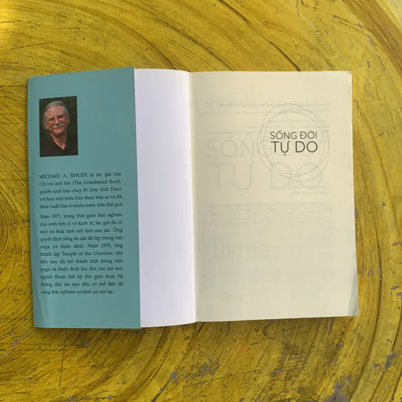 COMBO MICHAEL A. SINGER : CỞI TRÓI LINH HỒN & SỐNG ĐỜI TỰ DO 1037334