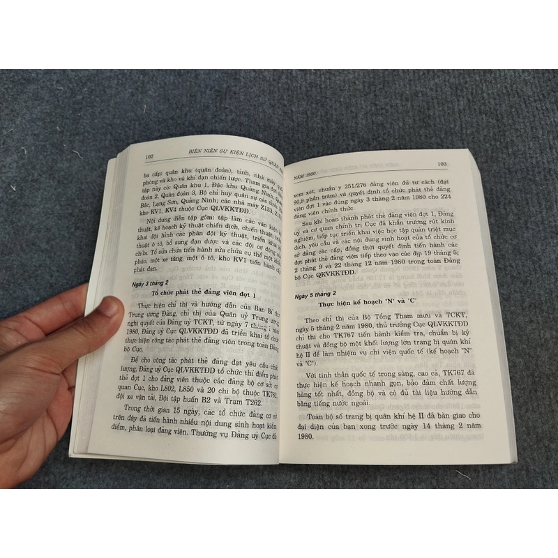 BIÊN NIÊN SỰ KIỆN LỊCH SỬ QUÂN KHÍ TẬP 2 466003