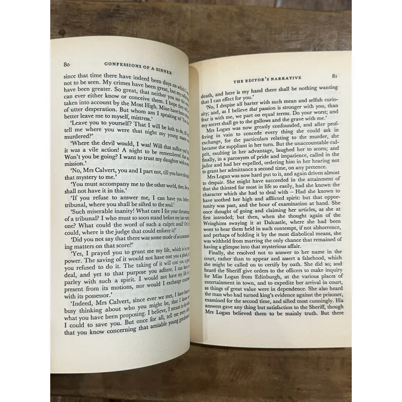 The Private Memoirs and Confessions of a Justified Sinner - James Hogg 731170