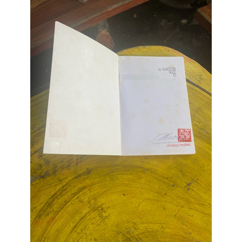 TẠP VĂN NGUYỄN NGỌC TƯ 476919