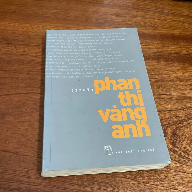 II Tạp Văn - Phan Thị Vàng Anh - 2011 501384