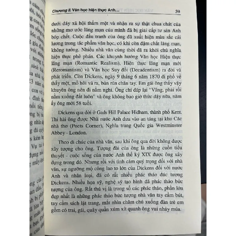 Văn học hiện thực và văn học suy đồi Anh thế kỷ XIX - Lê Đình Cúc 674107