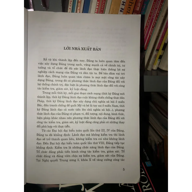 Phương thức lãnh đạo của Đảng trong công tác kiểm tra, giám sát 704077
