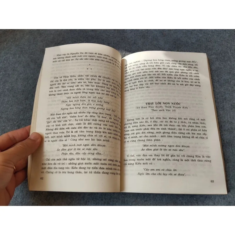 NGUYỄN DU - NHÀ VĂN VÀ TÁC PHẨM TRONG NHÀ TRƯỜNG 719976
