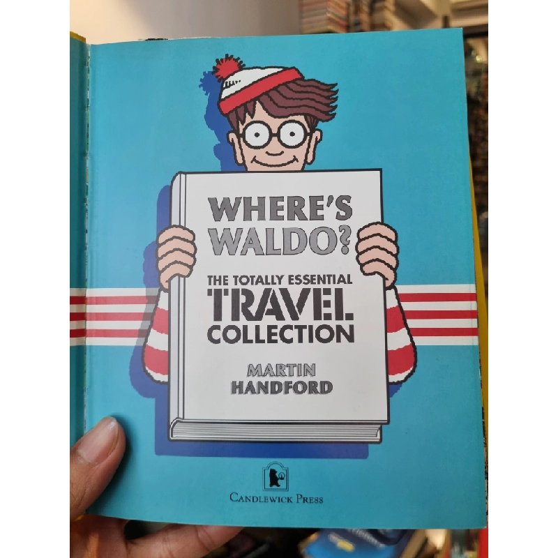 THe TOTALLY ESSENTIAL TRAVEL COLLECTION : All the classic books in one! - Martin Handford 232925