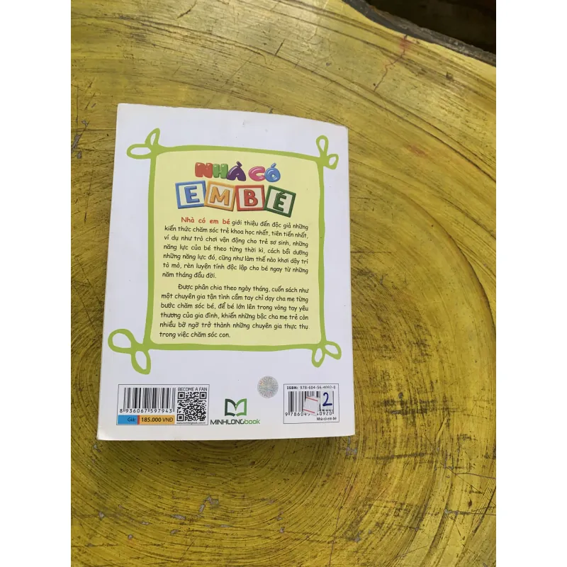 COMBO : NHÀ CÓ EM BÉ & DINH DƯỠNG TRẺ SƠ SINH VÀ TRẺ NHỎ TẶNG KÈM HAI CUỐN NUÔI CON 746490
