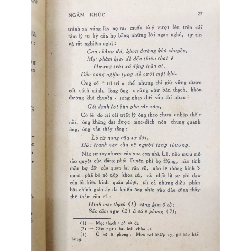 Luận đề về cung oán ngâm khúc - Khai Minh & Duy Diễn 125953