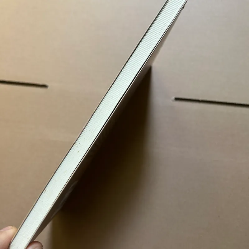 Xứ phẳng du hành vào cõi đa chiều 722625