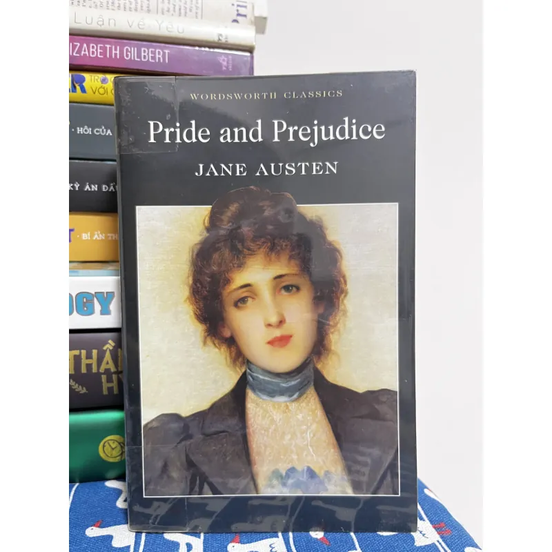 Pride and Prejudice (Kiêu hãnh & Định kiến) - Sách ngoại văn 705501