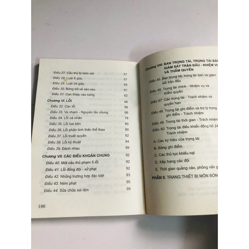 LUẬT BÓNG RỔ - 188 trang, nxb: 2006 532175