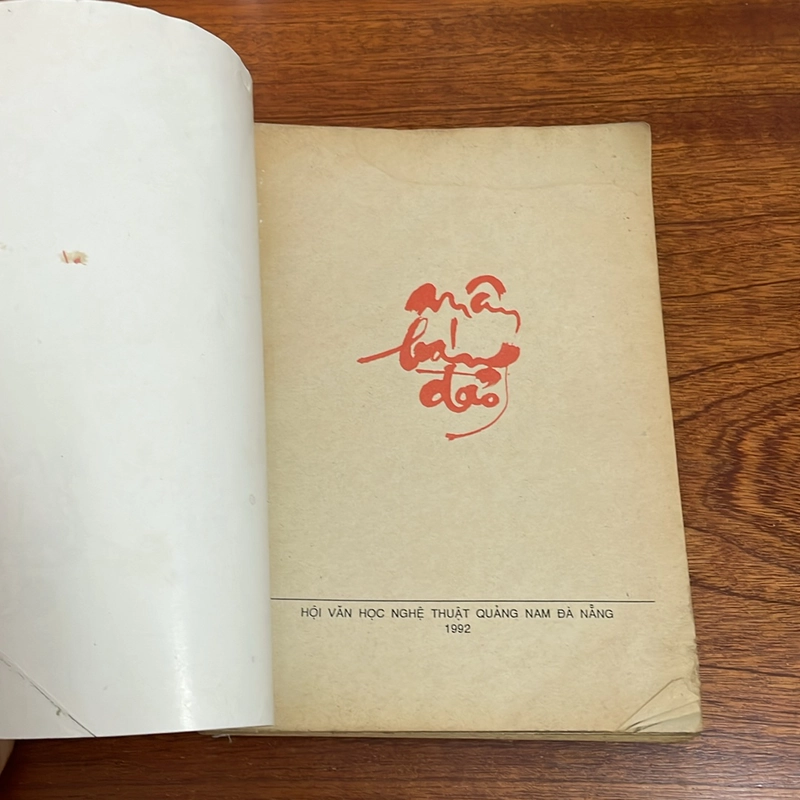 II Tựa sách: Mây Bán Đảo - Hội Văn Học Nghệ Thuật Quảng Nam Đà Nẵng - 1992 502650