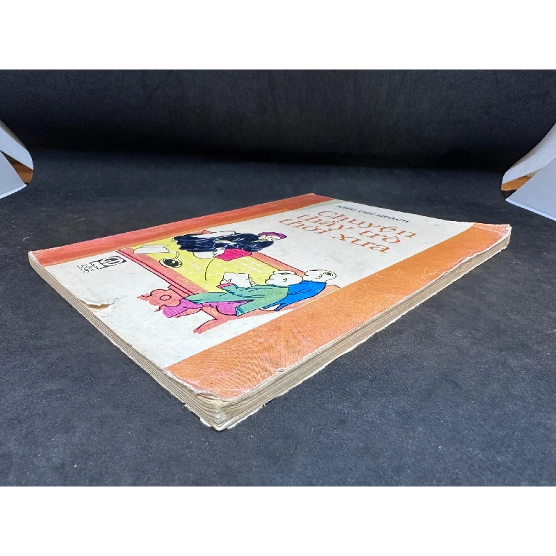 Chuyện Thầy Trò Thời Xưa, Kiều Thu Hoạch, Mới 60% (Ố Vàng), 1996 SBM2407 916463