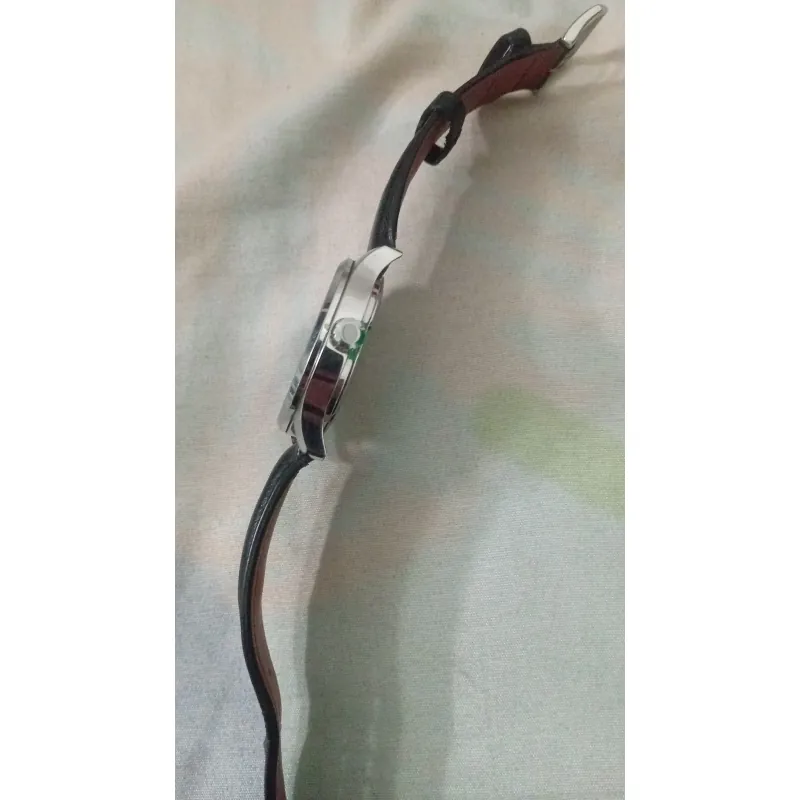 Đồng hồ nam dây da nâu mặt trơn kim loại sáng bóng 699291