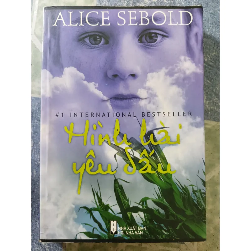 HÌnh hài yêu dấu - Alice Sebold 932108