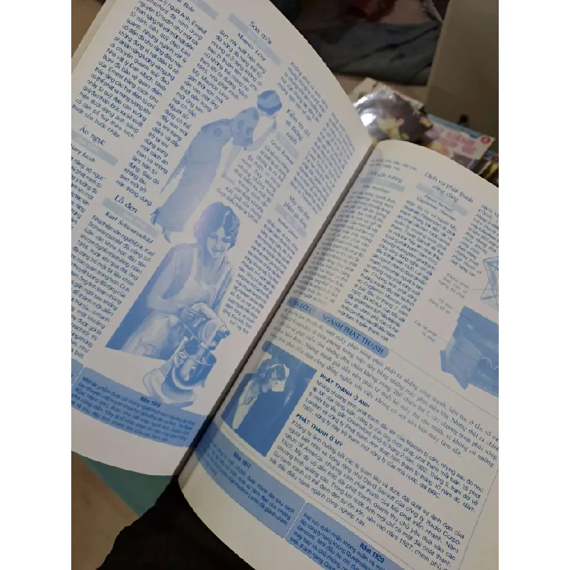 1000 phát minh và khám phá - Roger - 2005 mới 80% - KHOA HỌC ĐỜI SỐNG - HCM0111 629438