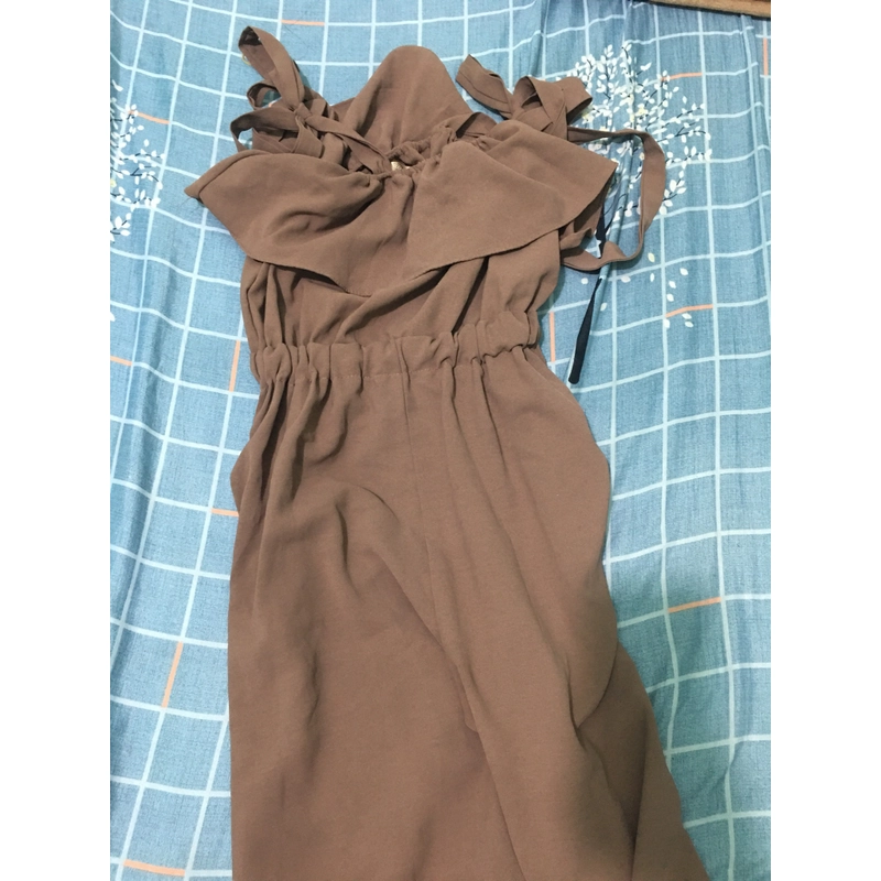 Quần áo giá hạt dẻ 455394