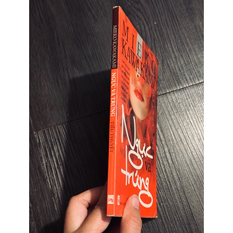 Ngực và trứng 529665