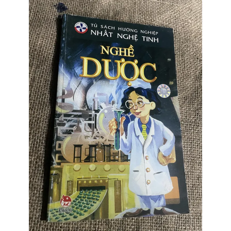 Nghề dược- TỦ SÁCH NHẤT NGHỆ TINH  763379