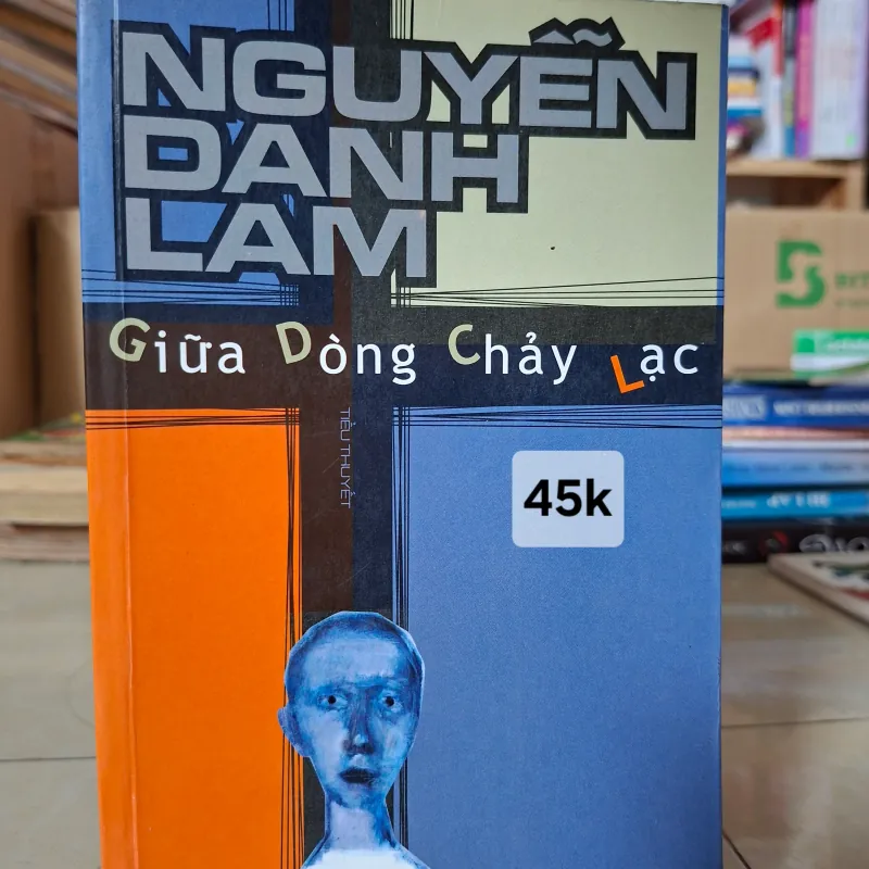 Giữa Dòng Chảy Lạc 933887