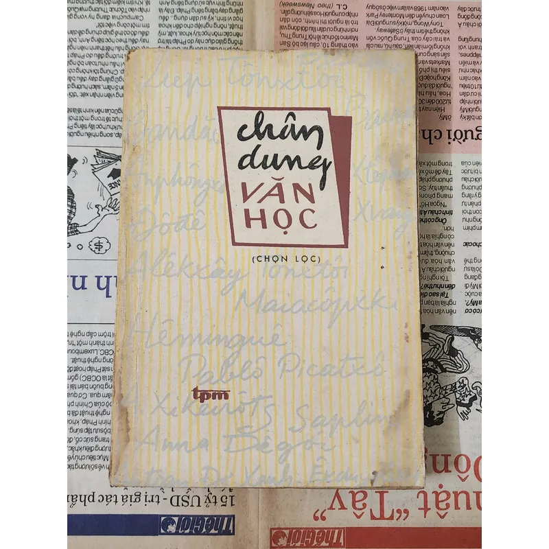 CHÂN DUNG VĂN HỌC (Chọn lọc)
- Nhóm dịch giả: Cao Xuân Hạo, Vương Trí Nhàn... 718633