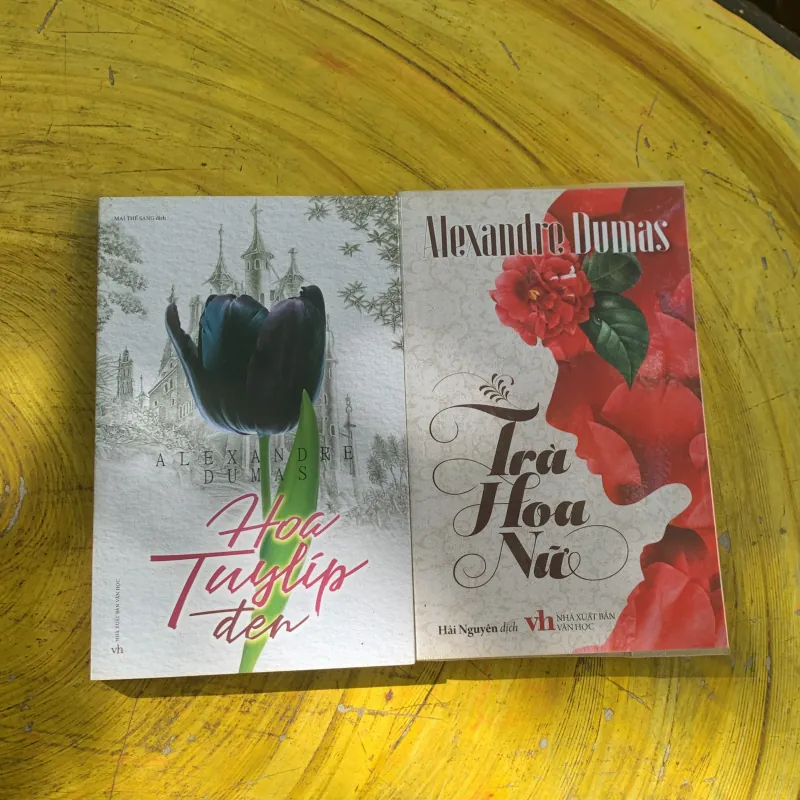 COMBO ALEXANDRE DUMAS : TRÀ HOA NỮ & HOA TUYLIP ĐEN 746820