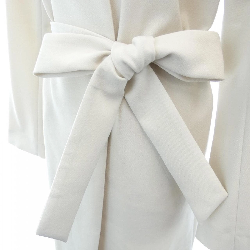 【Mã giảm giá】Áo khoác TIARA 638461