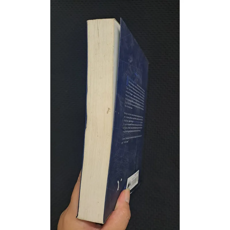 Nỗi kinh hoàng trườn tới - James Patterson 715425