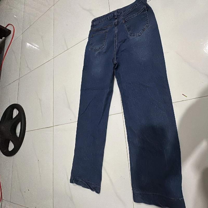 Quần jean xanh đậm size L 55kg, còn mới 304578