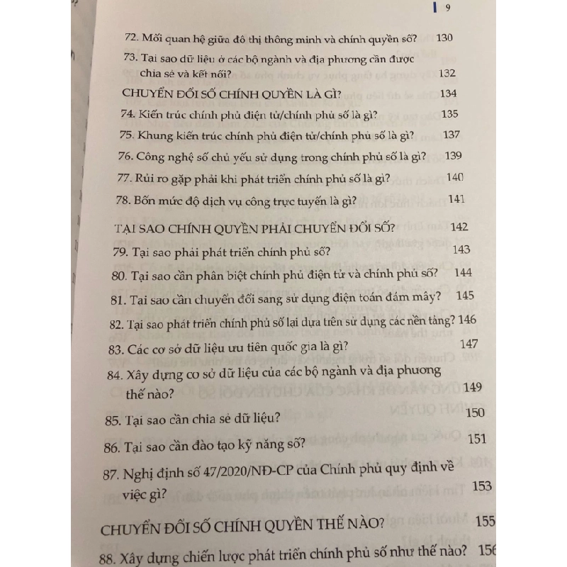 Hỏi đáp về chuyển đổi số-Tác giả: Hồ Tú Bảo,Nguyễn Huy Dũng,Nguyễn Nhật Quang-NXB Thông tin và truyền thông- Sách mới 90% 443208