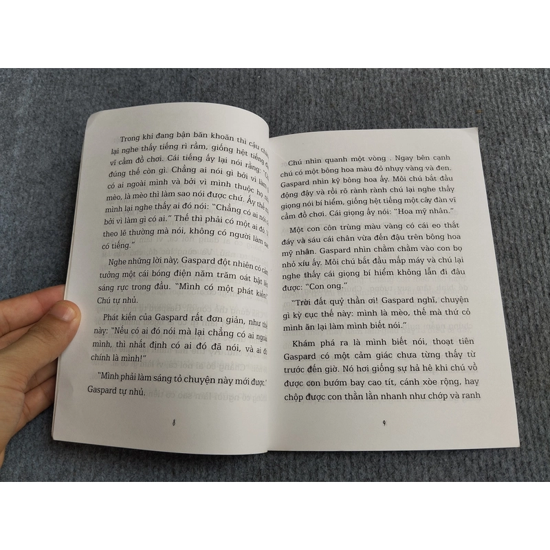 CON MÈO TỰ DƯNG BIẾT NÓI - CLAUDE ROY 552787