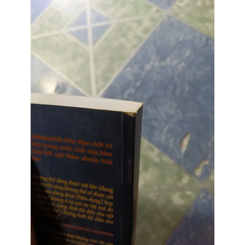 Gởi ý ngoài lời soi đời trong truyện - Lê Tấn Lộc 974115