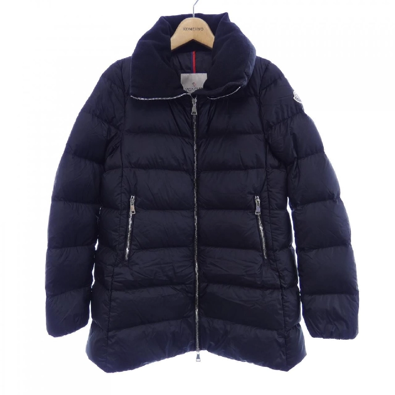 Áo khoác lông vũ MONCLER 638698
