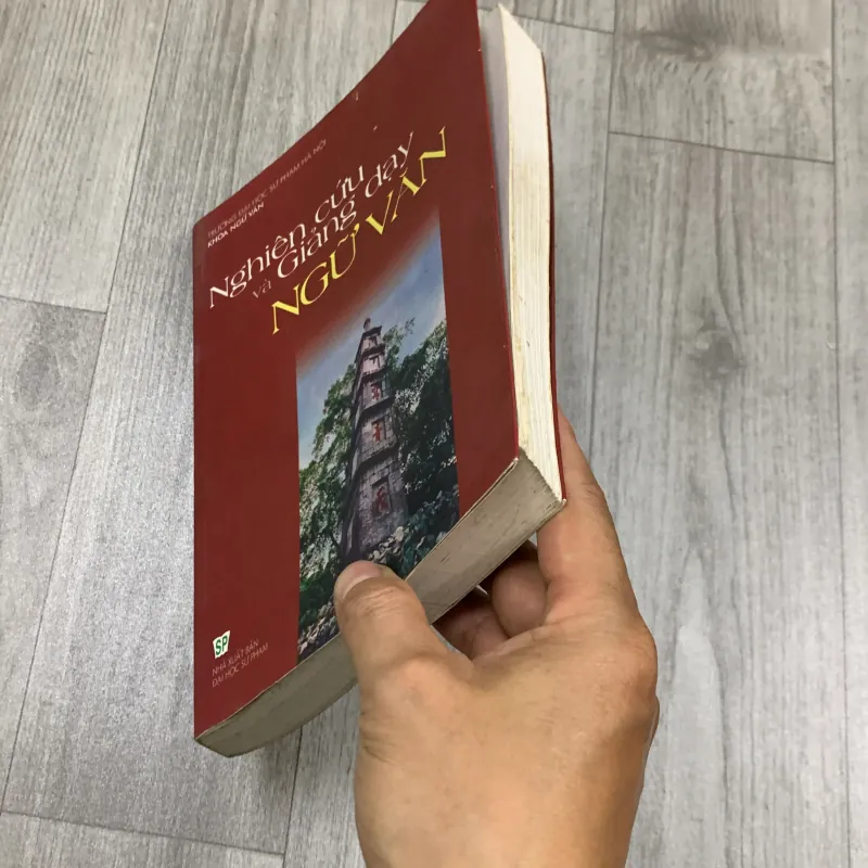 Nghiên cứu và giảng dạy ngữ văn. 8a2 779637