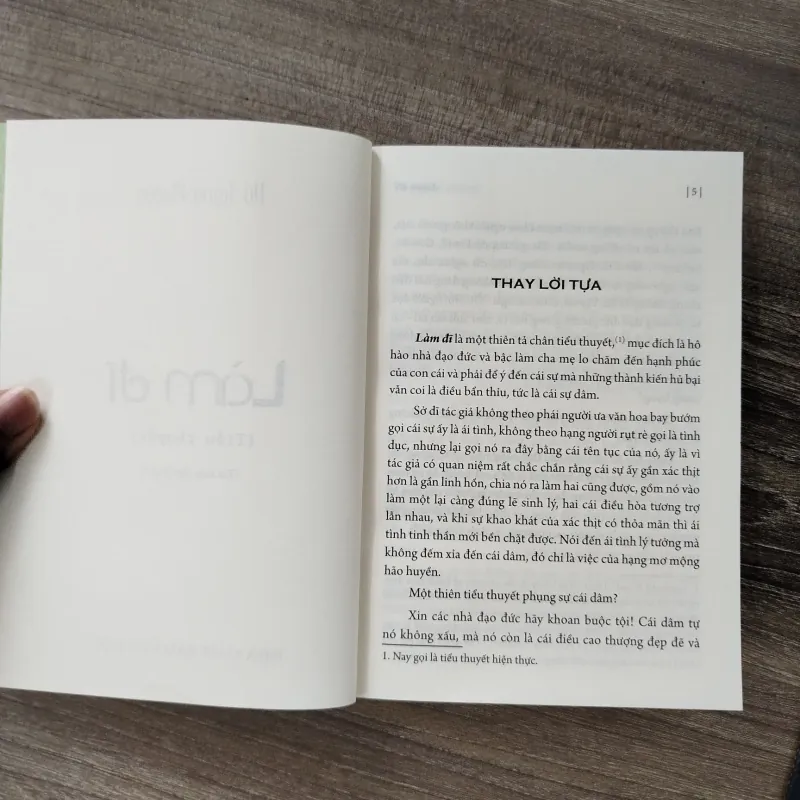 Làm đĩ-Vũ Trọng Phụng  935254