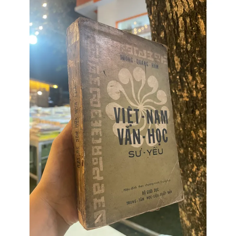 VIỆT NAM VĂN HỌC SỬ YẾU - DƯƠNG QUẢNG HÀM  1044532
