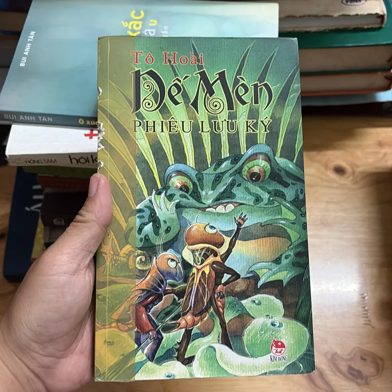 II Văn Học: Dế Mèn Phiêu Lưu Ký - Tô Hoài - 2014 700586