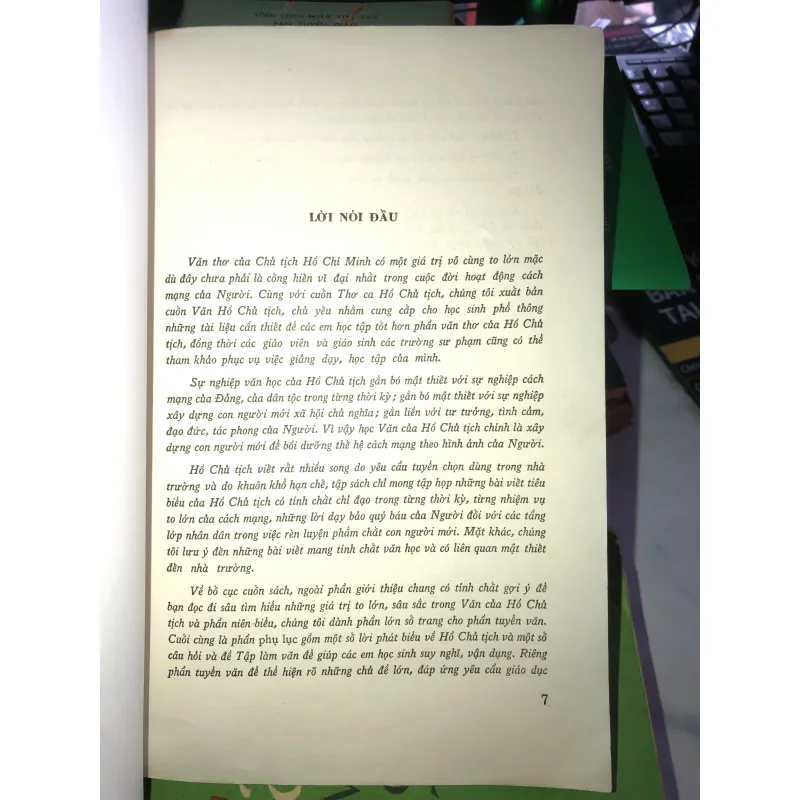 Văn Hồ Chủ Tịch  1024598