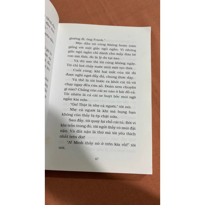 Junie B. Jones và chiếc xe buýt bốc mùi ngớ ngẩn 🌊 694710