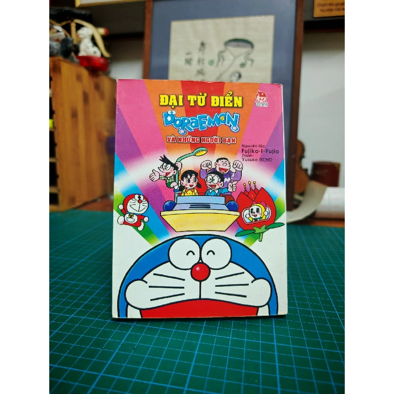 Truyện tranh đại từ điển Doraemon và những người bạn 526015