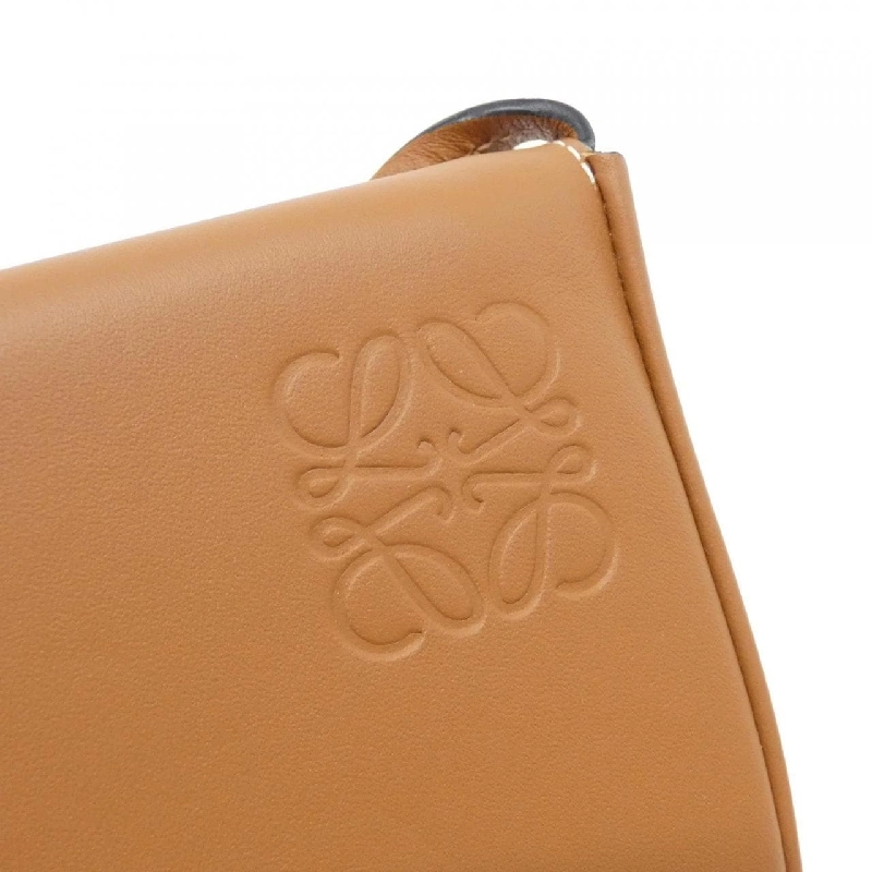 Túi đeo vai Loewe nhỏ 109 54 T14 612220