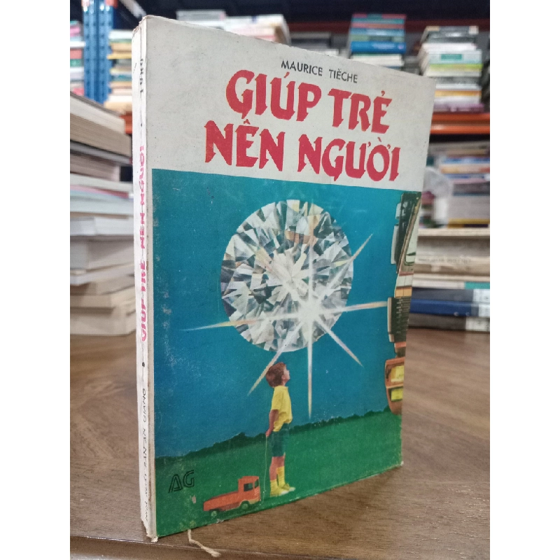 Giúp trẻ nên người - Maurice Tièche 460289