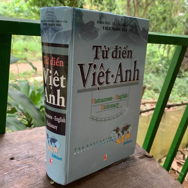 Từ điển Việt -Anh, 135 ngàn từ, Viện ngôn ngữ, in năm 2009 1026805