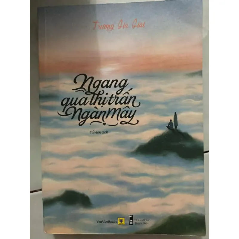 Tiểu thuyết “Ngang qua thị trấn ngàn mây” 1010328
