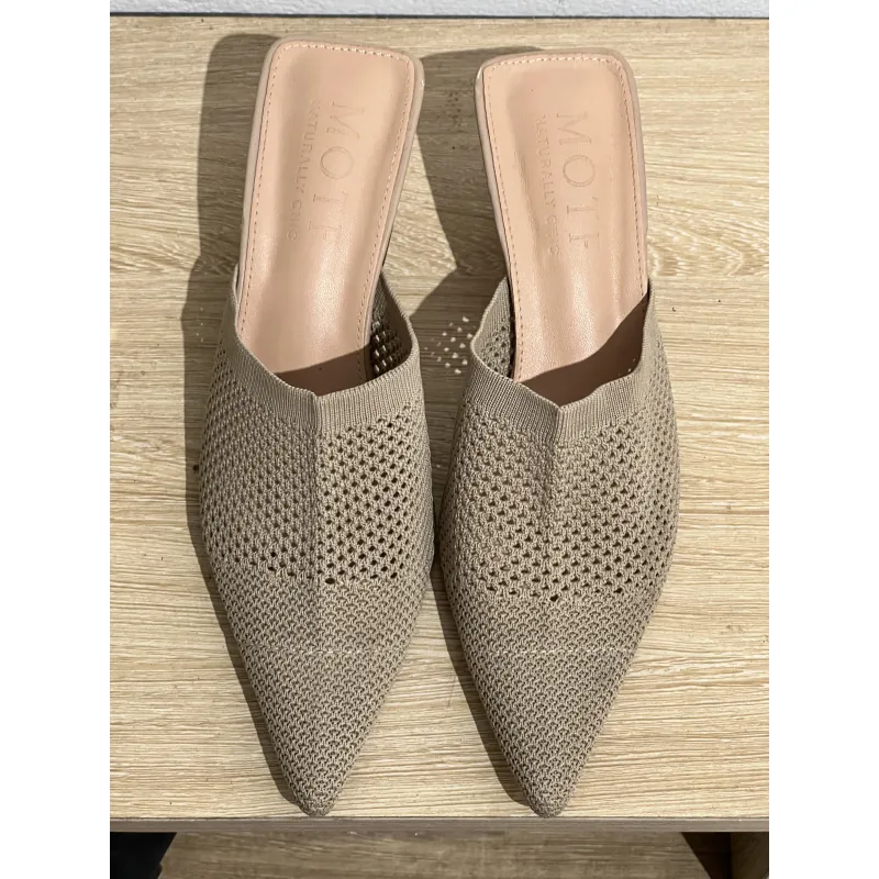 3 phân, kem, ôm chân 1029307