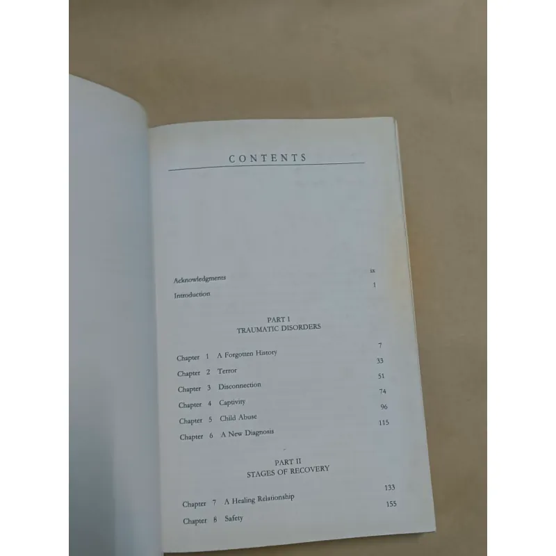 Trauma and Recovery - Judith Lewis Herman 973821