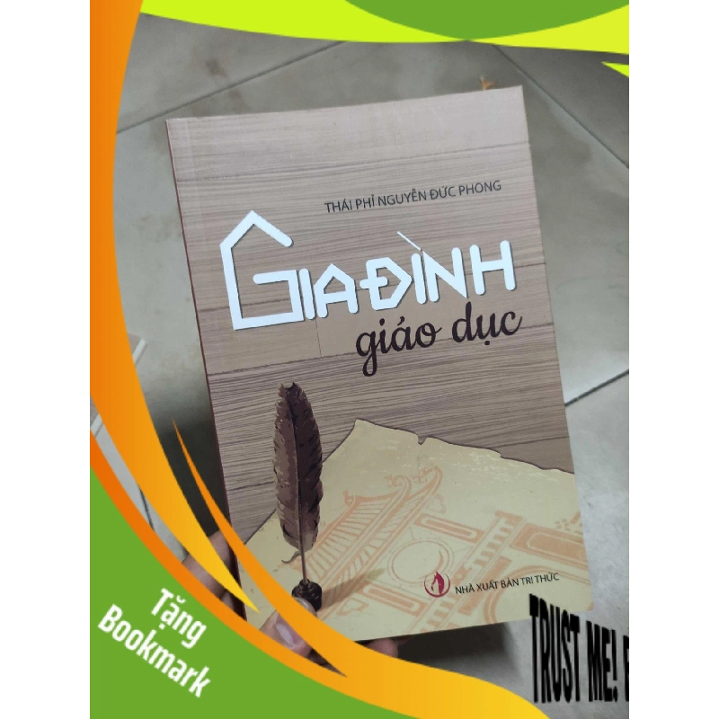 (TẶNG BOOKMARK) Gia đình giáo dục 2RBK01/03 944048